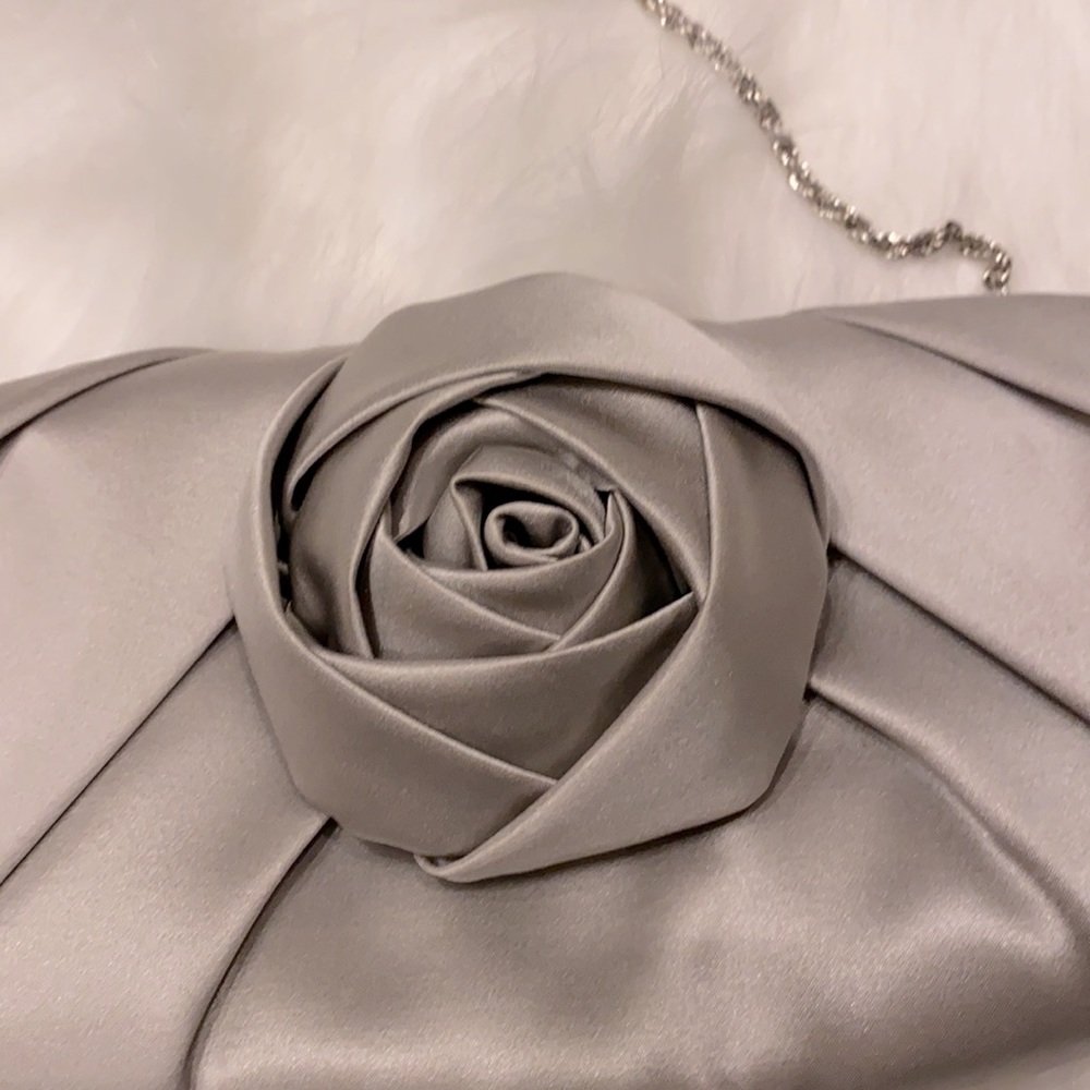 Silver clutch - Picture 2 of 6